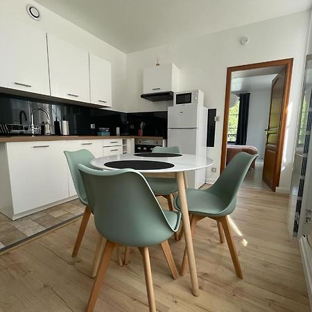 Appartement Le Petit Charcot Charleville-Mézières Kültér fotó
